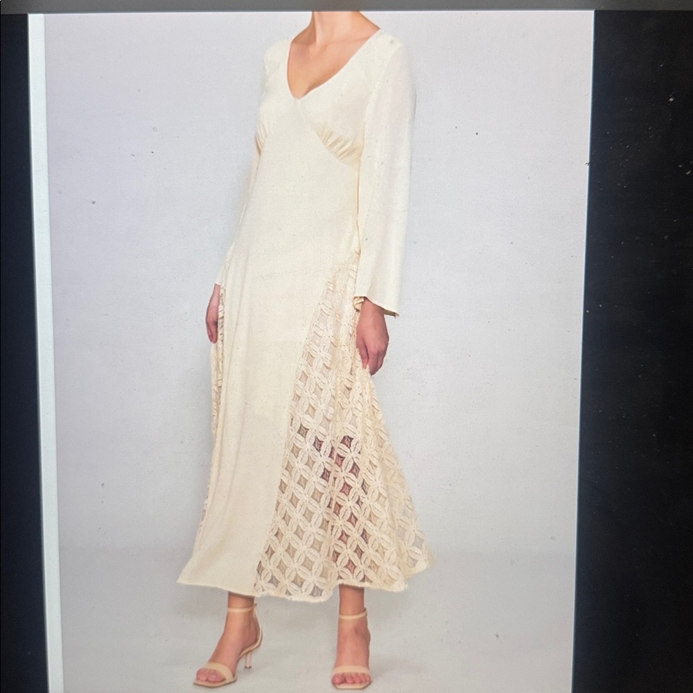 MELLODAY Cream Long Sleeve Dress with Lace Detail - Picture 2 of 6
